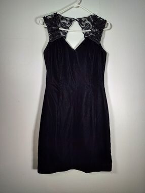 Scott McClintock Vintage 90s Y2K black velvet cocktail dress